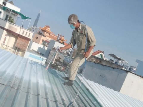 DỊCH VỤ THI CÔNG SƠN CHỐNG THẤM MÁI TÔN